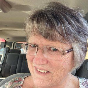 Meet your Posher, Brenda